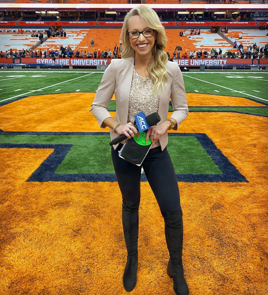 Braves Part Ways With Fan Favorite Sideline Reporter Kelsey Wingert ...