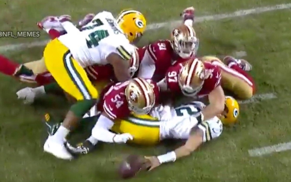 Aaron Rodgers Benched During Blowout Loss To The 49ers - Sports Gossip