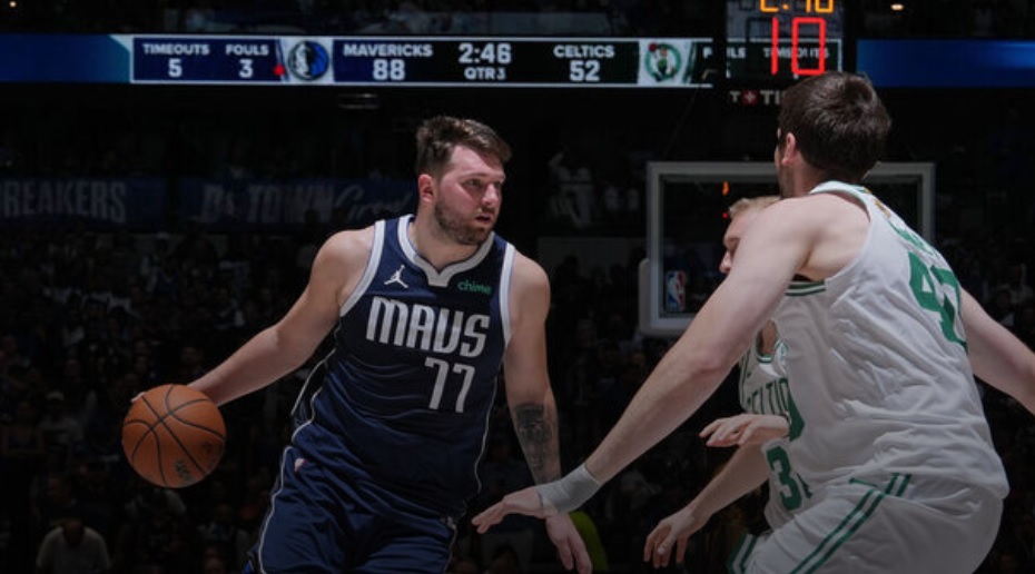 Mavs throttle Celtics in Game 4 to avoid Finals sweep