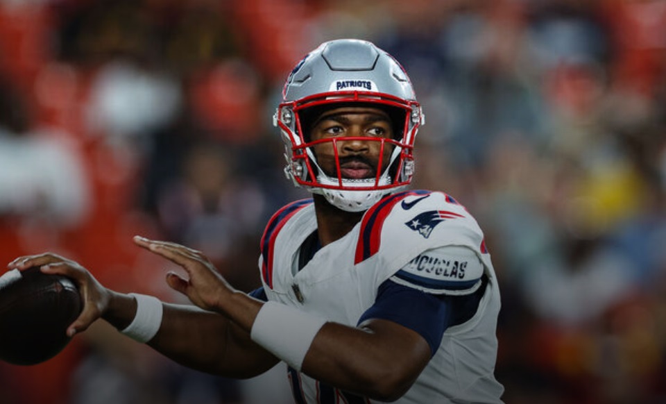 Brissett wins Patriots’ QB job over Maye