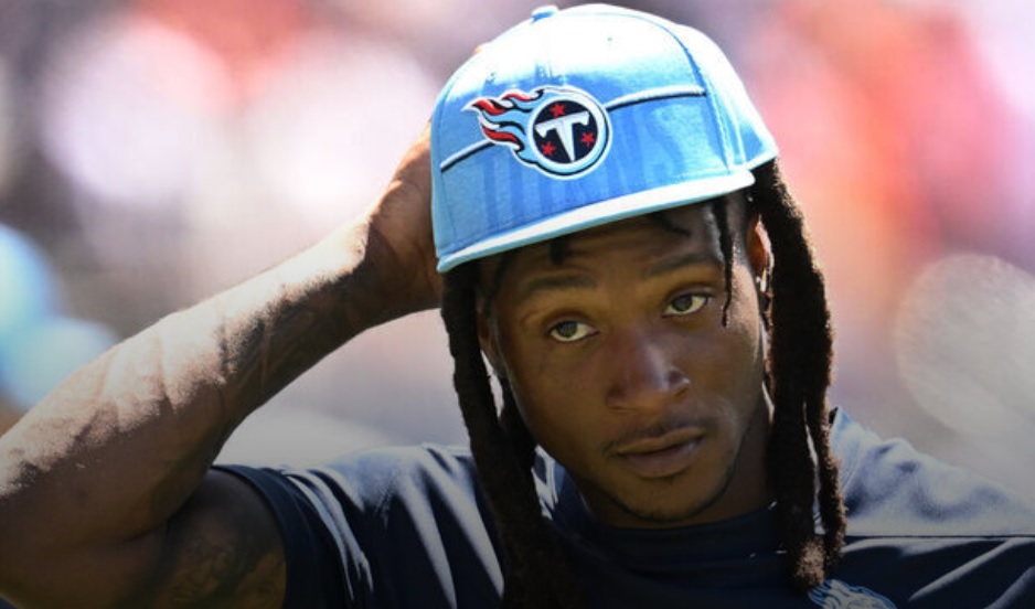 Report: Titans’ Hopkins could miss 4-6 weeks due to knee injury