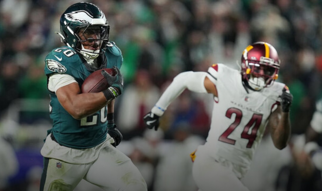 Barkley shines as Eagles top Commanders to extend NFC East lead