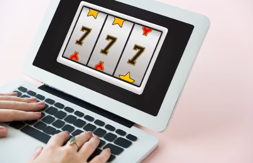 How to Play Online Slot Games and Maximize Your Winning Chances