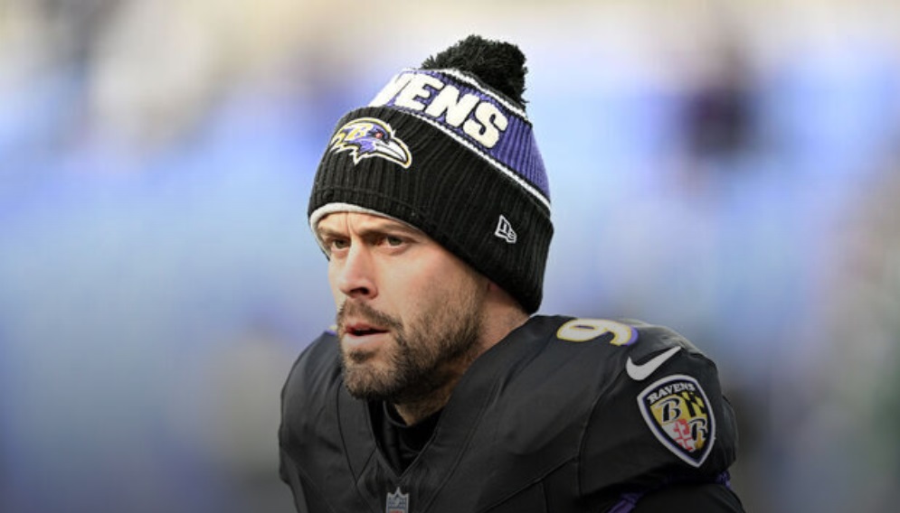 Ravens’ Tucker accused of inappropriate sexual behavior by massage therapists