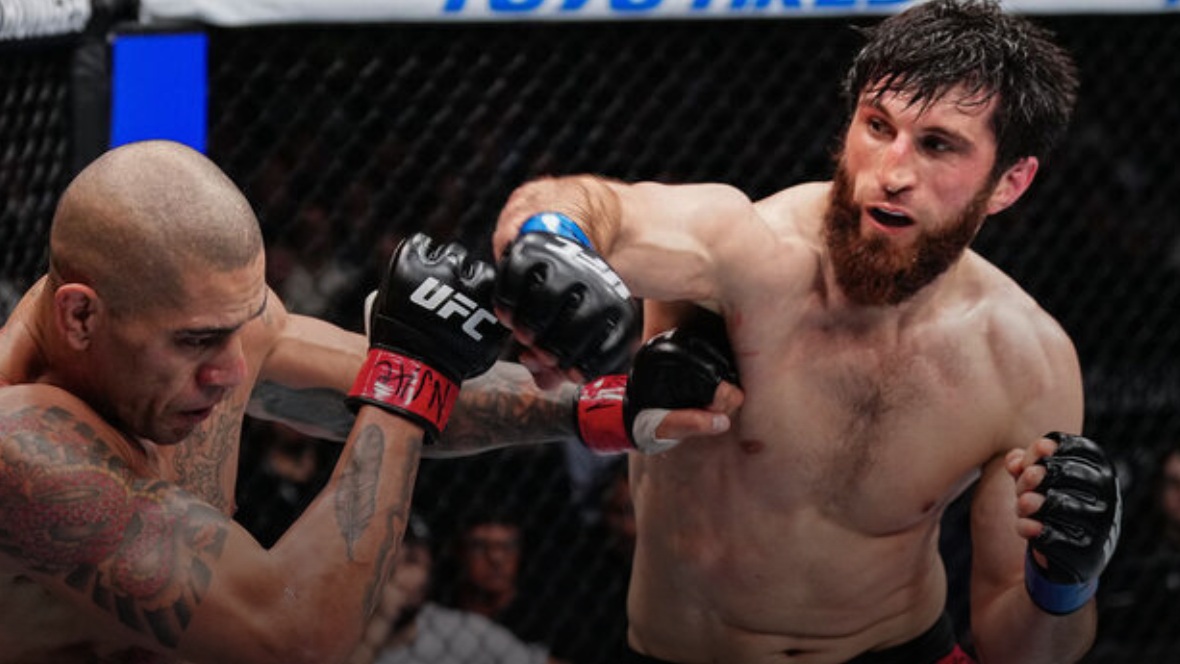 Ankalaev stymies Pereira, wins UFC light heavyweight title